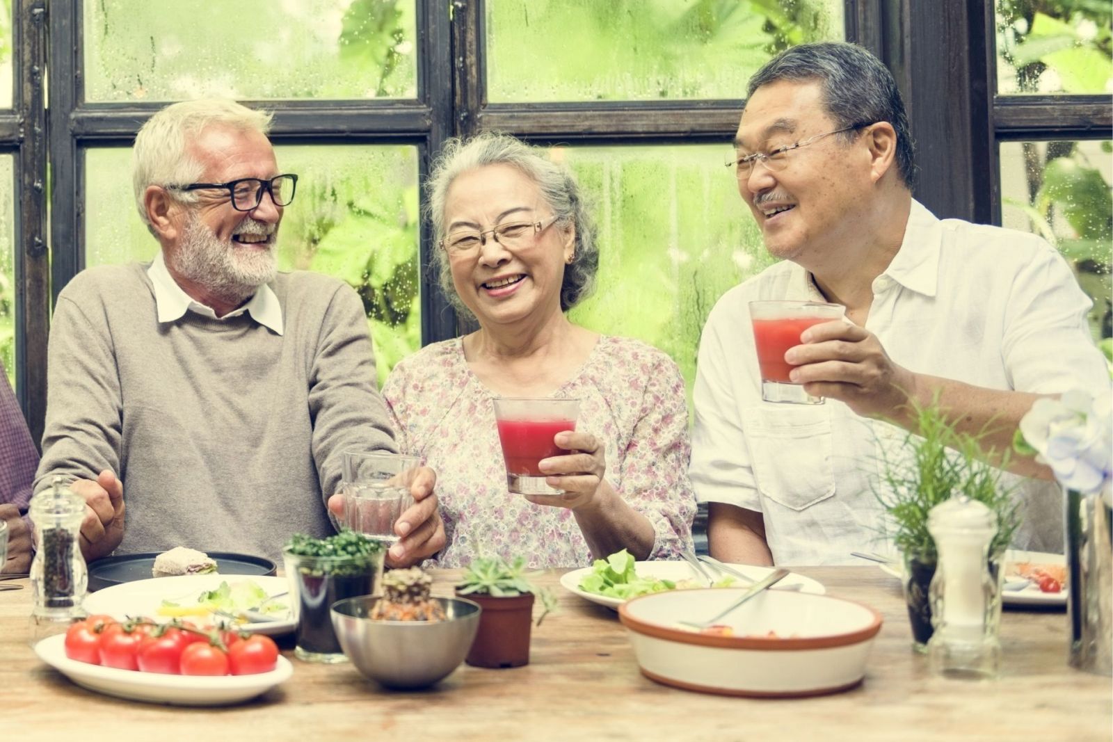 八方燴西餐廳 樂齡食光65+ 用餐優惠